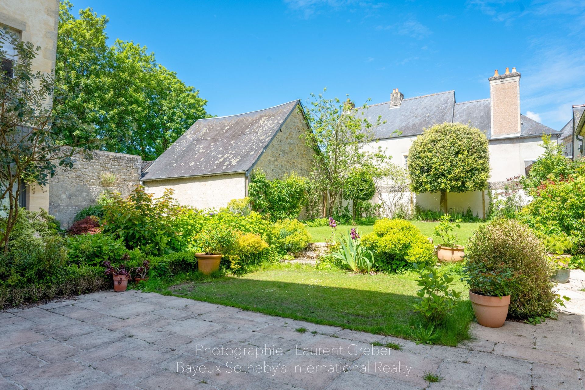 mansion (hôtel particulier) 11 Rooms for sale on BAYEUX (14400)