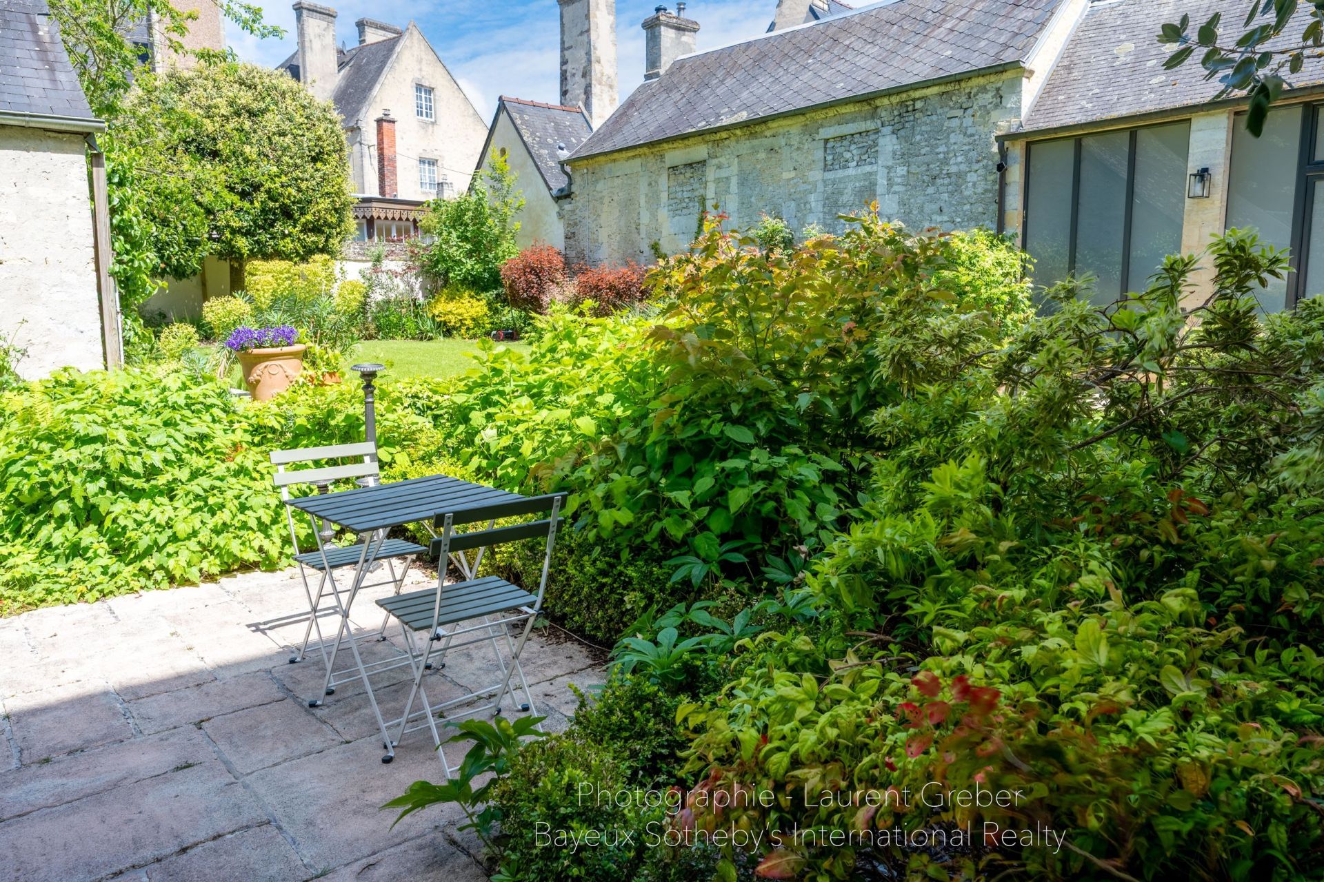 mansion (hôtel particulier) 11 Rooms for sale on BAYEUX (14400)