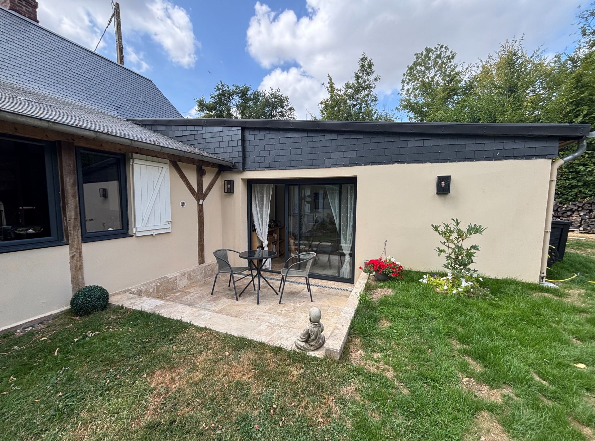 house 6 Rooms for sale on REPENTIGNY (14340)
