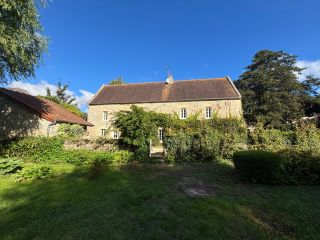maison 8 Pièces en vente sur PONTS SUR SEULLES (14480)
