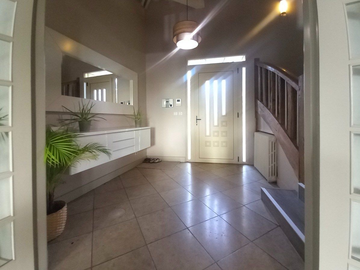 maison 9 Pièces en vente sur LOUVIERS (27400)