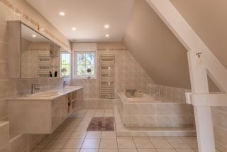 house 8 Rooms for sale on ST VIGOR (27930)