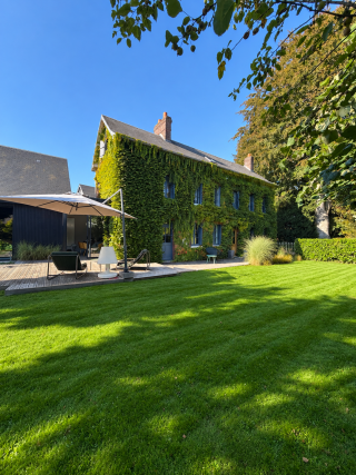 mansion 7 Rooms for sale on ST JEAN DU CARDONNAY (76150)