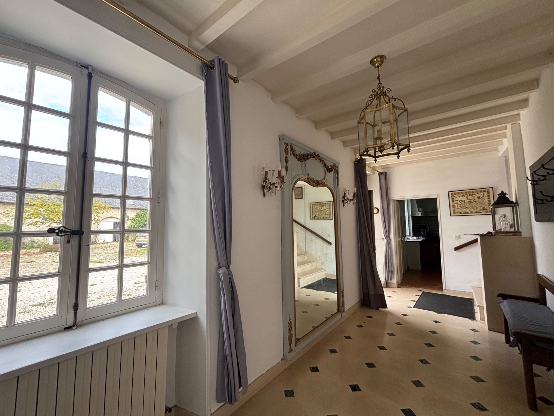 house 9 Rooms for sale on STE MARIE DU MONT (50480)