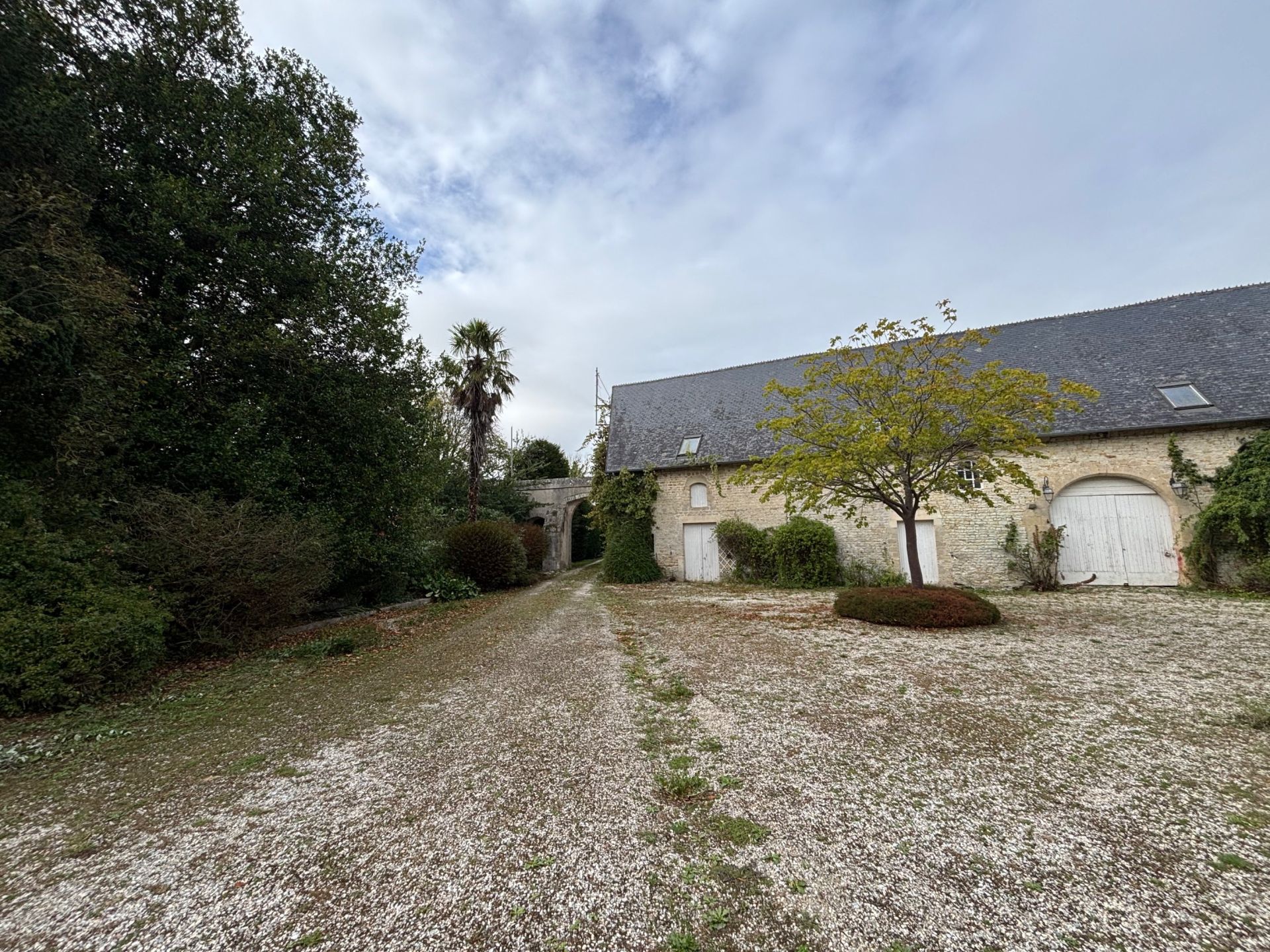 house 9 Rooms for sale on STE MARIE DU MONT (50480)