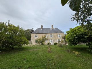house 9 Rooms for sale on STE MARIE DU MONT (50480)