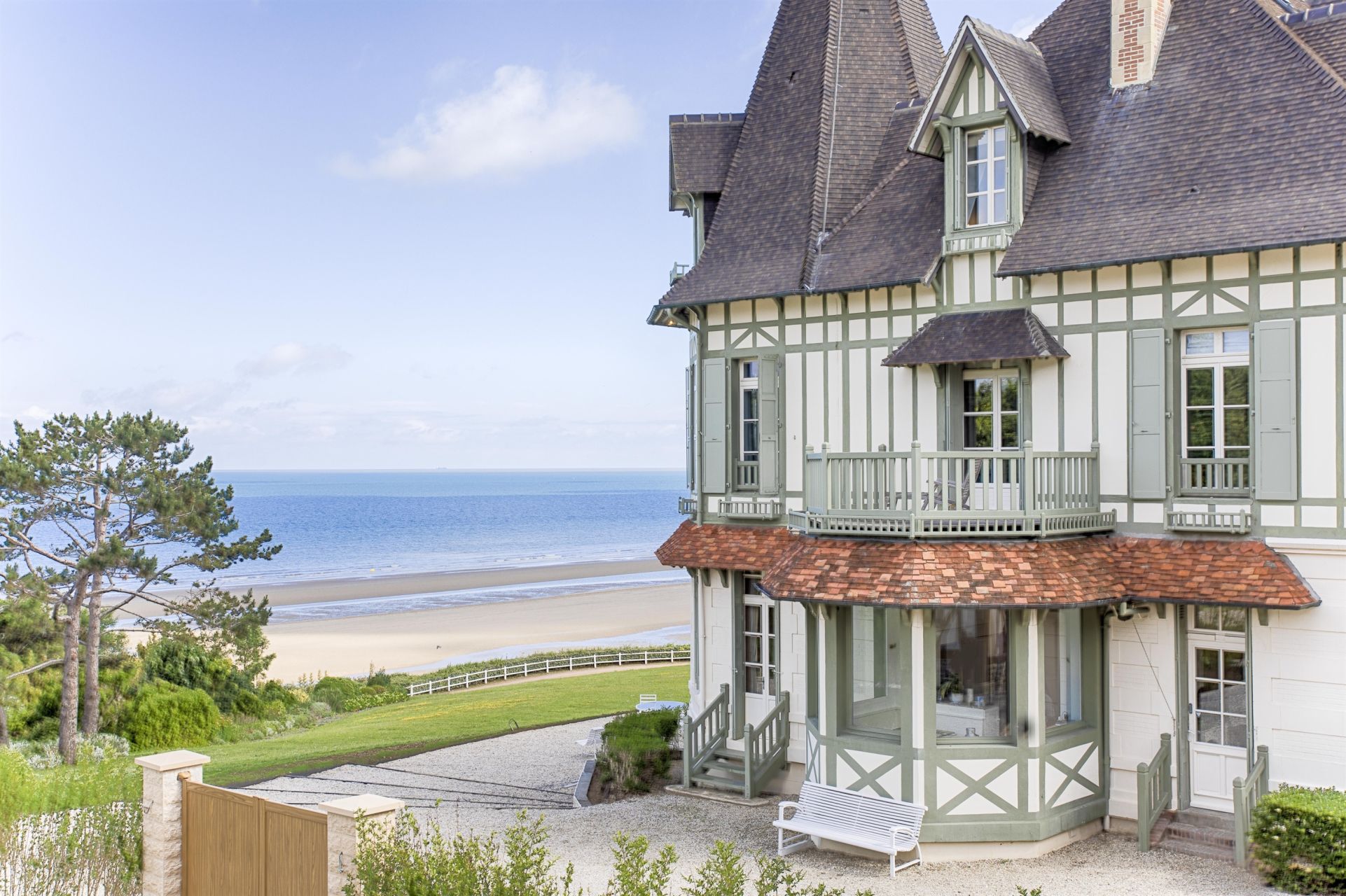 maison 25 Pièces en location saisonnière sur DEAUVILLE (14800)