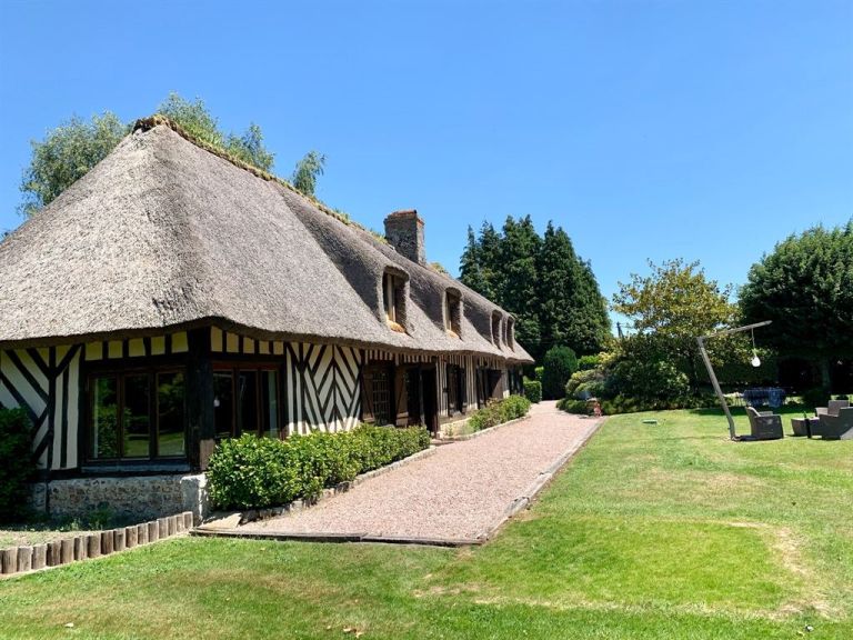 property 10 Rooms for seasonal rent on GENNEVILLE (14600)